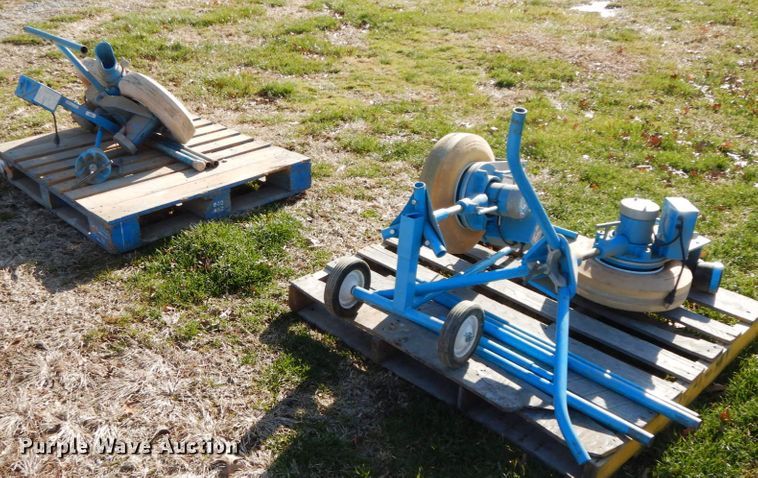 image for item HP9074 (3) Jugs pitching machines