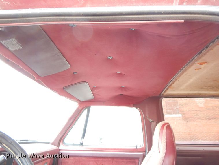 image for item HP9078 1989 Dodge Ram Charger 150 LE  SUV