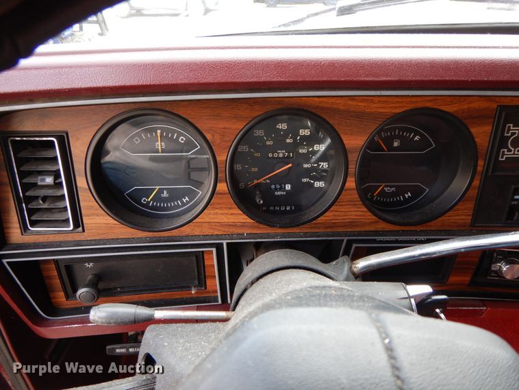 image for item HP9078 1989 Dodge Ram Charger 150 LE  SUV