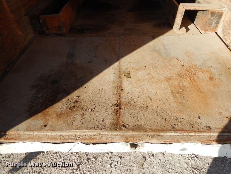 image for item HP9085 2007 Haul Mark enclosed cargo trailer