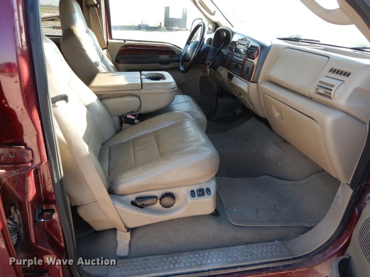 image for item HP9086 2006 Ford F350 Super Duty Lariat  Crew Cab pickup truck