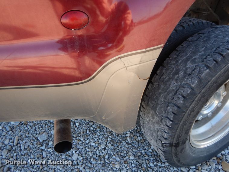 image for item HP9086 2006 Ford F350 Super Duty Lariat  Crew Cab pickup truck