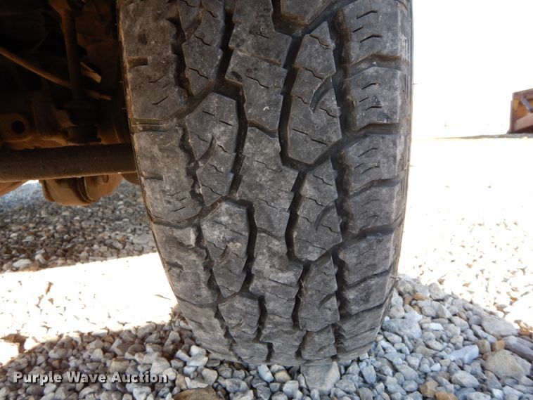 image for item HP9086 2006 Ford F350 Super Duty Lariat  Crew Cab pickup truck