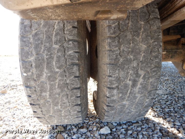 image for item HP9086 2006 Ford F350 Super Duty Lariat  Crew Cab pickup truck