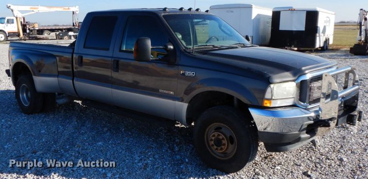 image for item HP9087 2003 Ford F350 Super Duty XLT  Crew Cab pickup truck