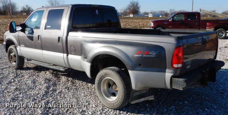 image for item HP9087 2003 Ford F350 Super Duty XLT  Crew Cab pickup truck