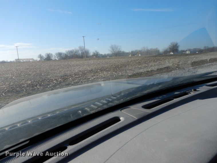 image for item HP9087 2003 Ford F350 Super Duty XLT  Crew Cab pickup truck