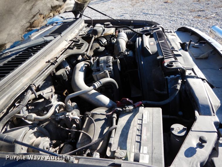 image for item HP9087 2003 Ford F350 Super Duty XLT  Crew Cab pickup truck