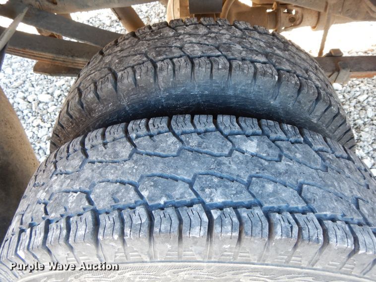 image for item HP9087 2003 Ford F350 Super Duty XLT  Crew Cab pickup truck