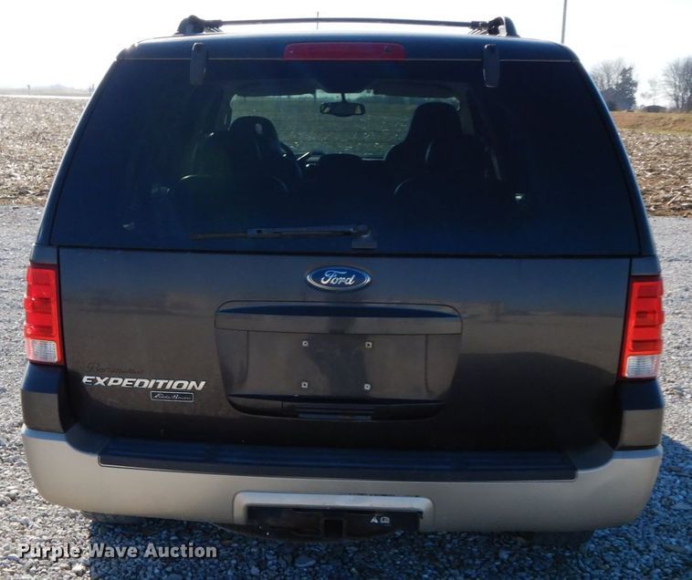 image for item HP9090 2005 Ford Expedition Eddie Bauer  SUV