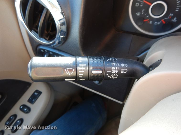 image for item HP9090 2005 Ford Expedition Eddie Bauer  SUV