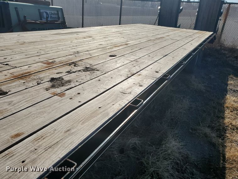 image for item HS9204 2018 Kaufman equipment trailer