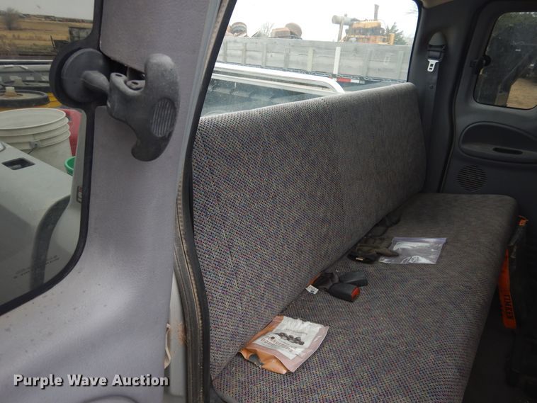 image for item HU9708 1998 Dodge Ram 1500  Quad Cab pickup truck