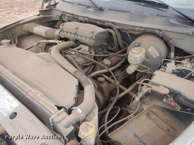 image for item HU9708 1998 Dodge Ram 1500  Quad Cab pickup truck