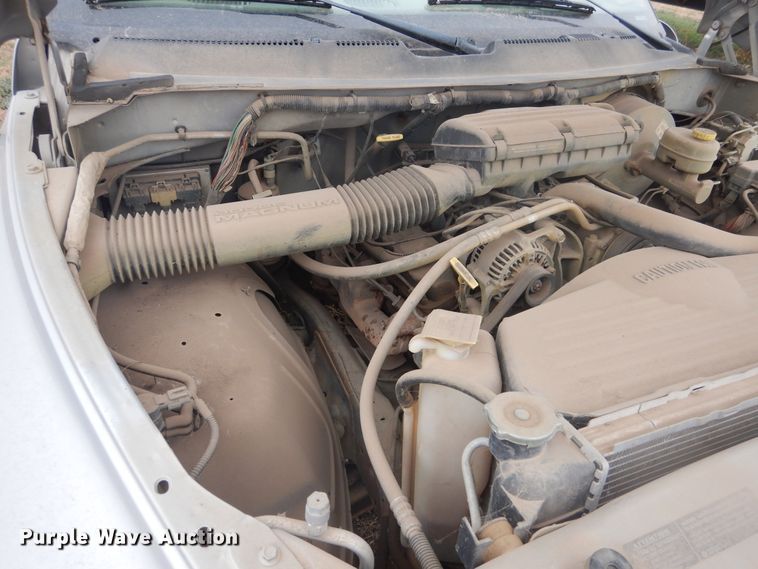 image for item HU9708 1998 Dodge Ram 1500  Quad Cab pickup truck