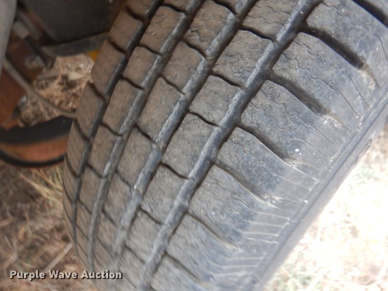 image for item HU9708 1998 Dodge Ram 1500  Quad Cab pickup truck