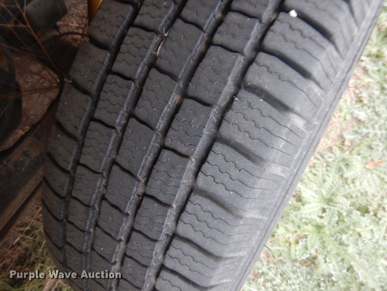 image for item HU9708 1998 Dodge Ram 1500  Quad Cab pickup truck