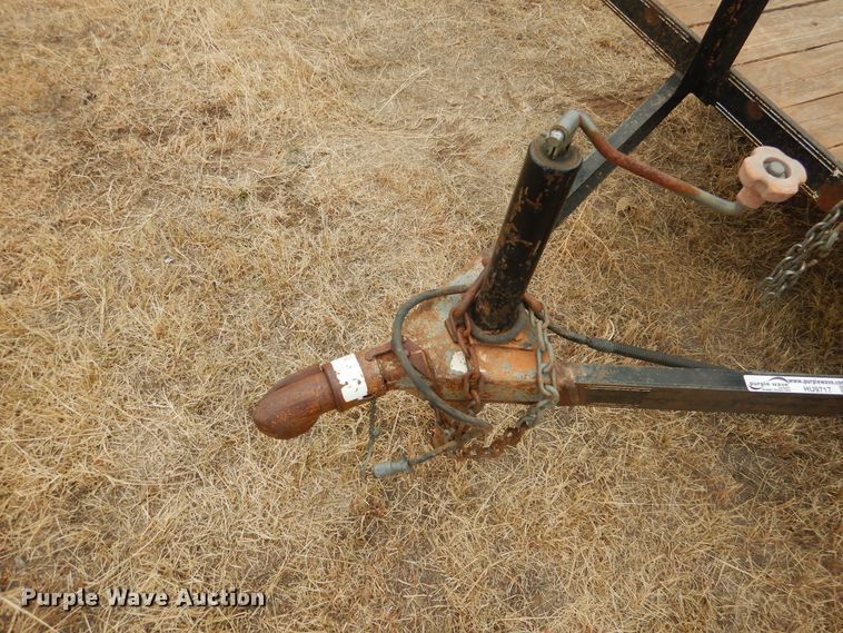 image for item HU9717 Shop built utility trailer