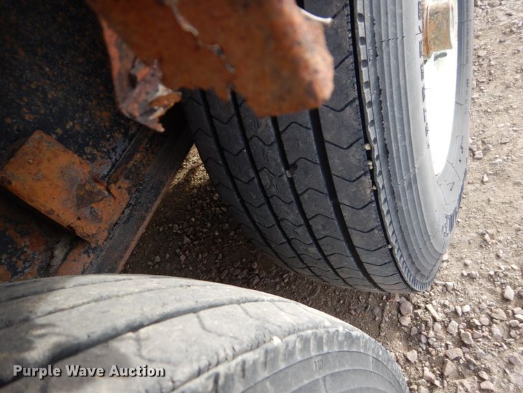 image for item HU9800 2006 Titan equipment trailer