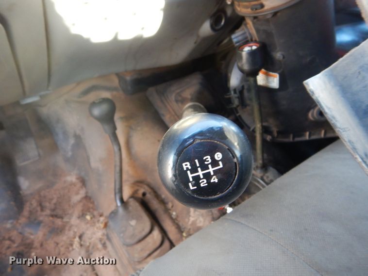 image for item HU9817 2005 Ford F450 Super Duty  dump flatbed truck