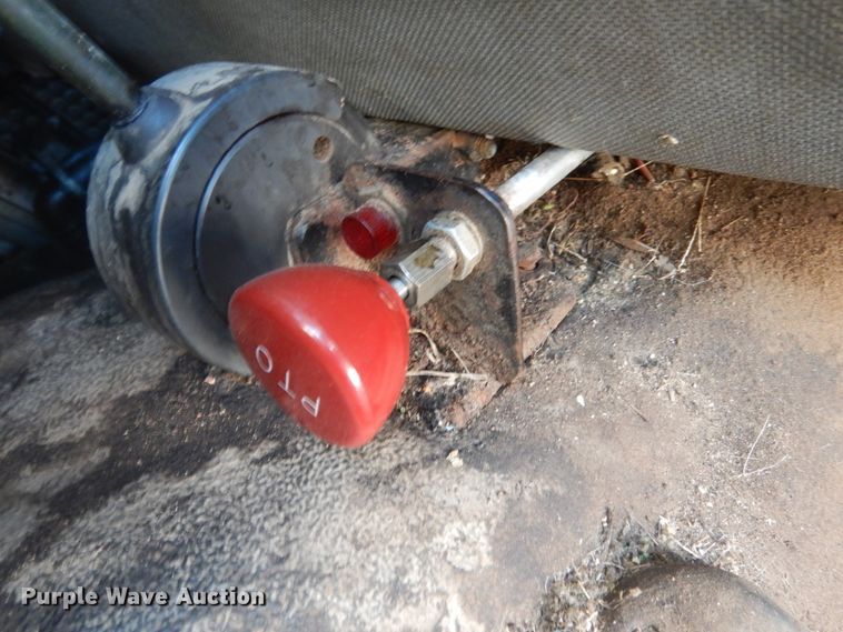 image for item HU9817 2005 Ford F450 Super Duty  dump flatbed truck