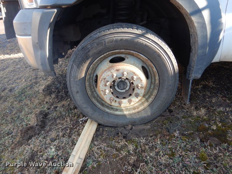 image for item HU9817 2005 Ford F450 Super Duty  dump flatbed truck