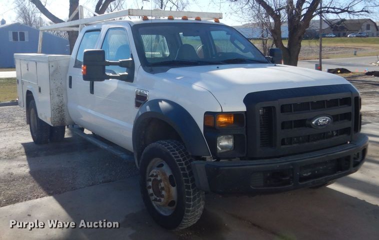 image for item HU9865 2008 Ford F550 Super Duty  Crew Cab utility truck