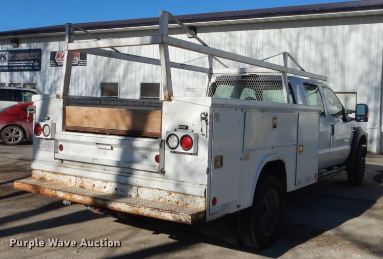 image for item HU9865 2008 Ford F550 Super Duty  Crew Cab utility truck