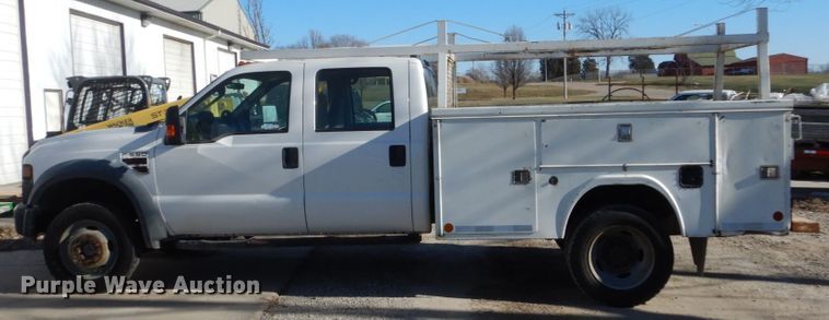 image for item HU9865 2008 Ford F550 Super Duty  Crew Cab utility truck