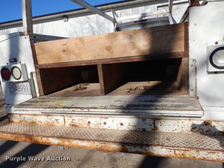 image for item HU9865 2008 Ford F550 Super Duty  Crew Cab utility truck