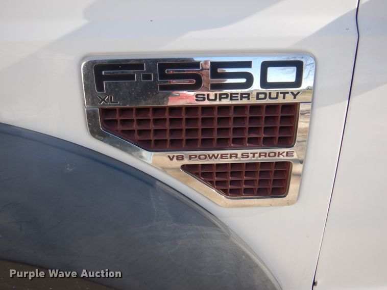 image for item HU9865 2008 Ford F550 Super Duty  Crew Cab utility truck