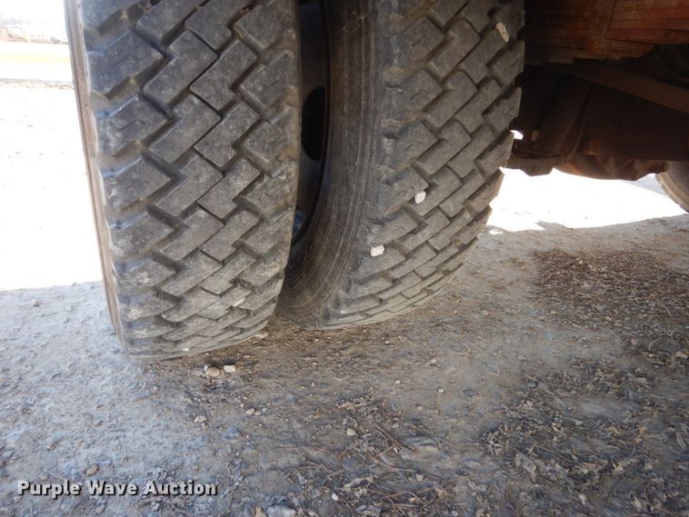 image for item HU9865 2008 Ford F550 Super Duty  Crew Cab utility truck