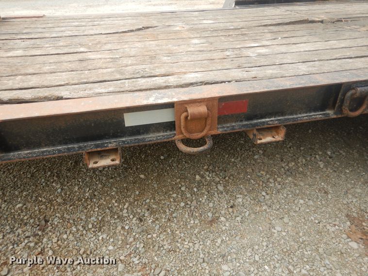image for item HV9541 2003 Contrail C10 equipment trailer