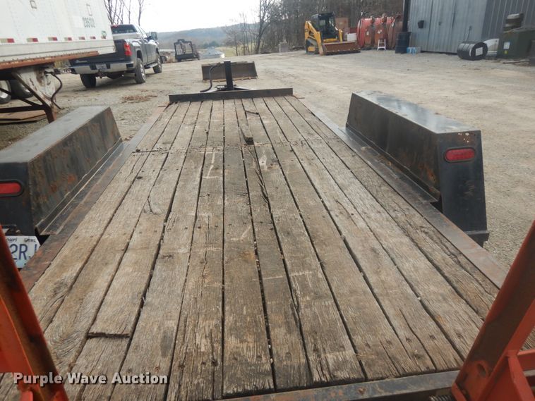 image for item HV9541 2003 Contrail C10 equipment trailer