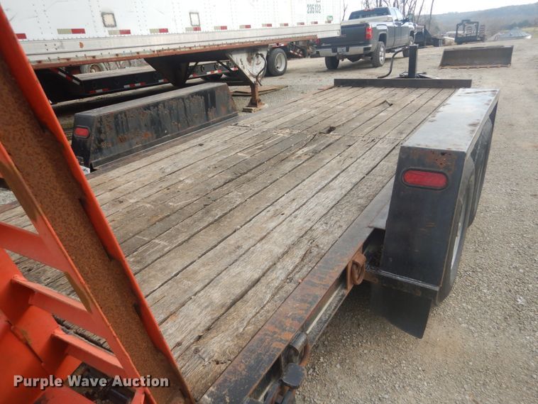 image for item HV9541 2003 Contrail C10 equipment trailer