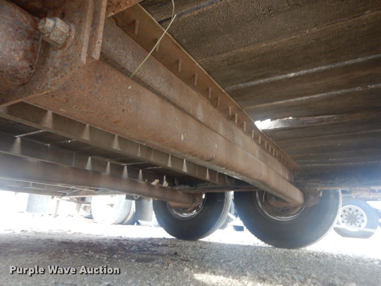 image for item HV9541 2003 Contrail C10 equipment trailer