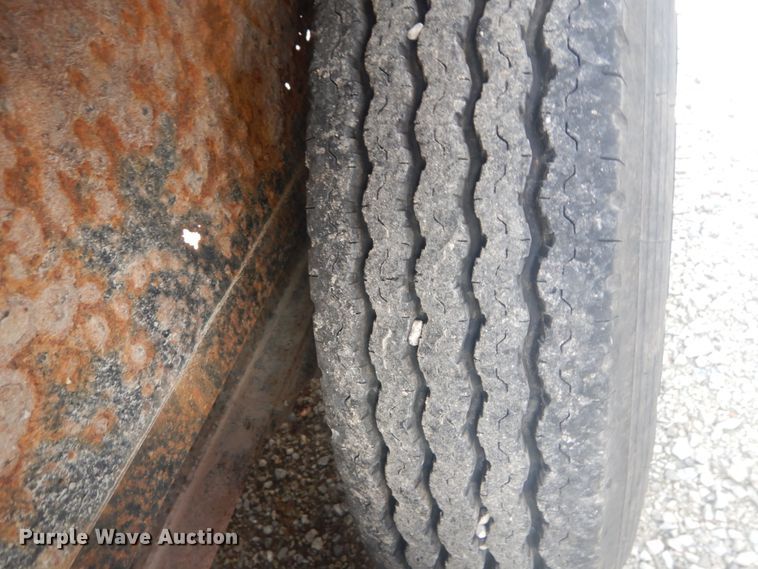 image for item HV9541 2003 Contrail C10 equipment trailer