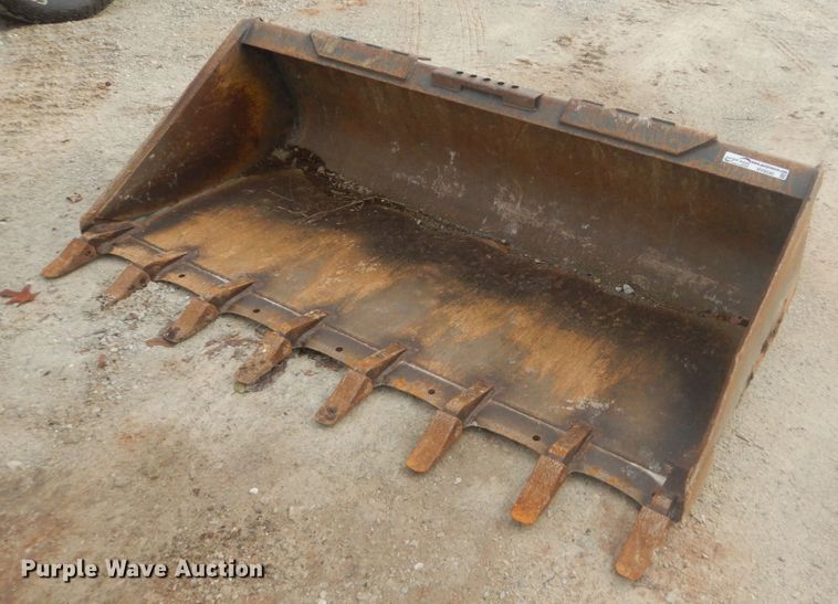 image for item HV9543 70"W skid steer bucket