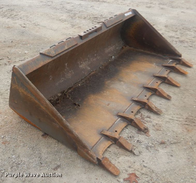 image for item HV9543 70"W skid steer bucket