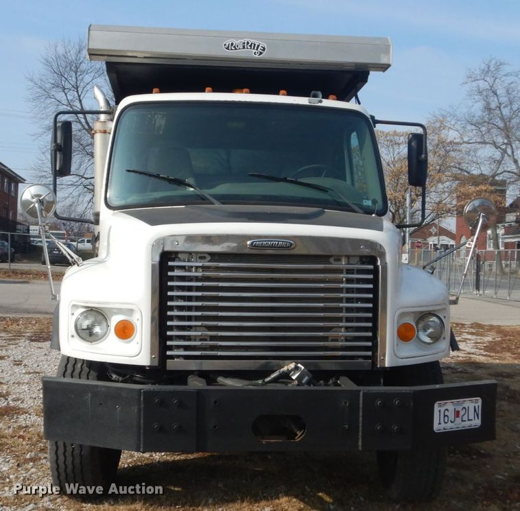 image for item HV9548 2005 Freightliner Business Class M2  dump truck