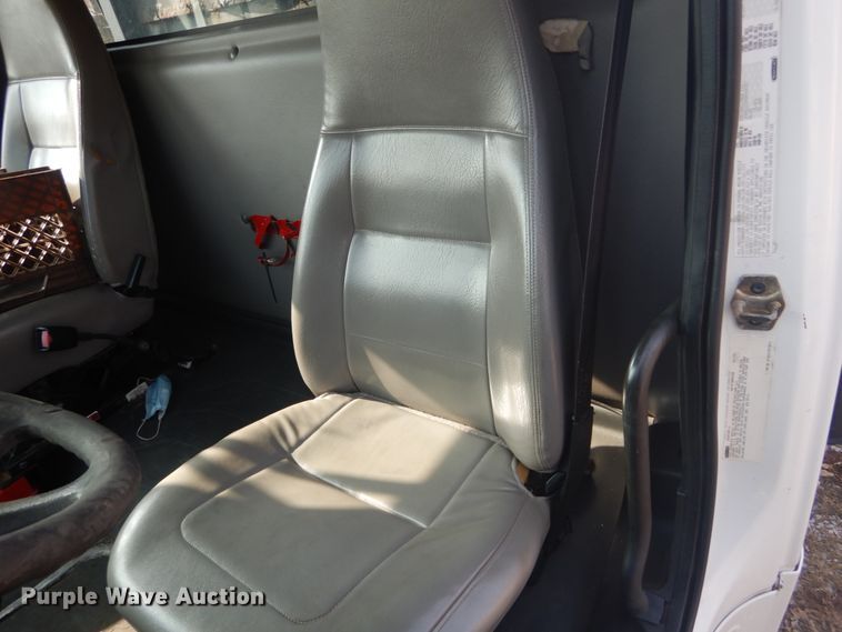 image for item HV9548 2005 Freightliner Business Class M2  dump truck