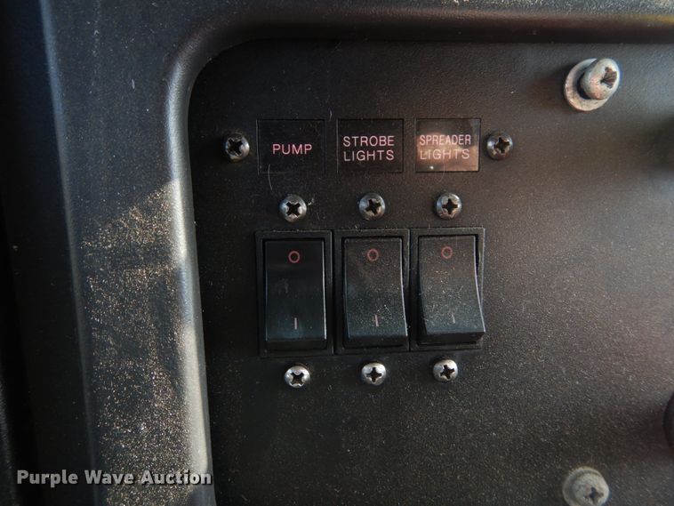 image for item HV9548 2005 Freightliner Business Class M2  dump truck