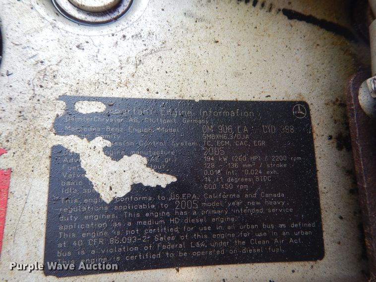 image for item HV9548 2005 Freightliner Business Class M2  dump truck