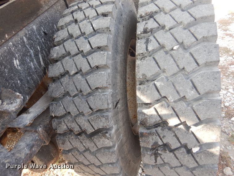 image for item HV9548 2005 Freightliner Business Class M2  dump truck