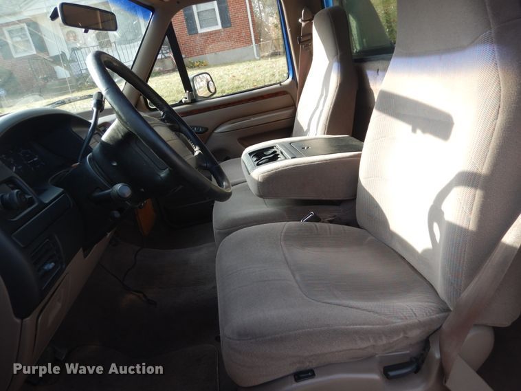 image for item HV9549 1996 Ford F150  pickup truck