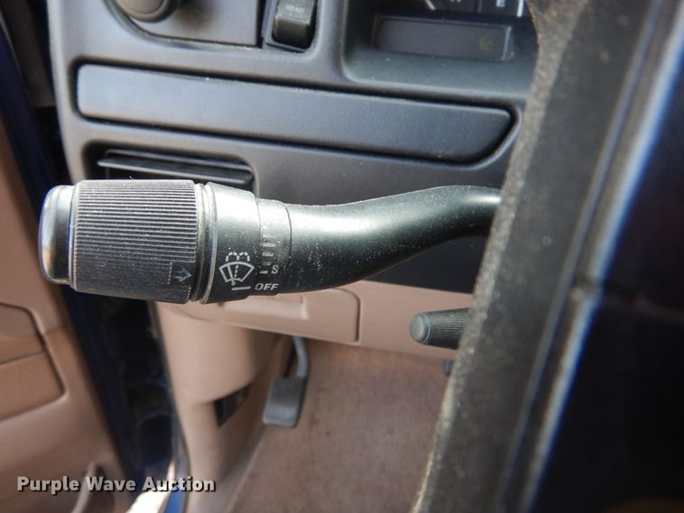 image for item HV9549 1996 Ford F150  pickup truck