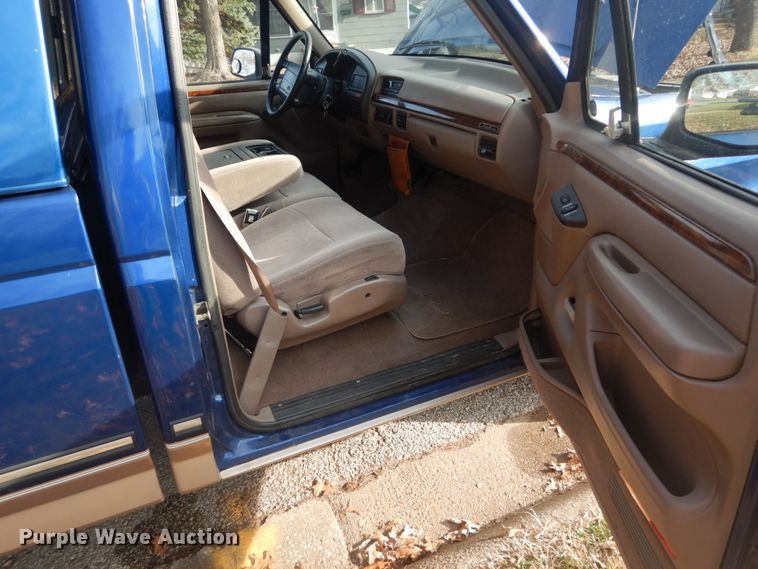 image for item HV9549 1996 Ford F150  pickup truck