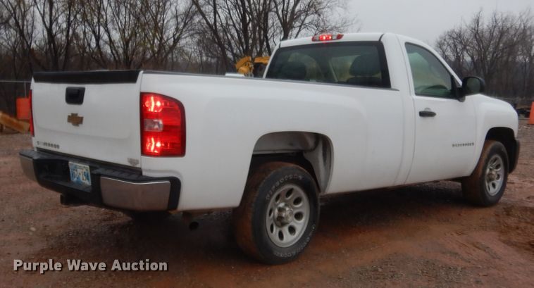 image for item HW9197 2007 Chevrolet Silverado 1500  pickup truck