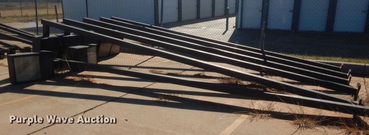 image for item HW9203 Approximately 28 light poles