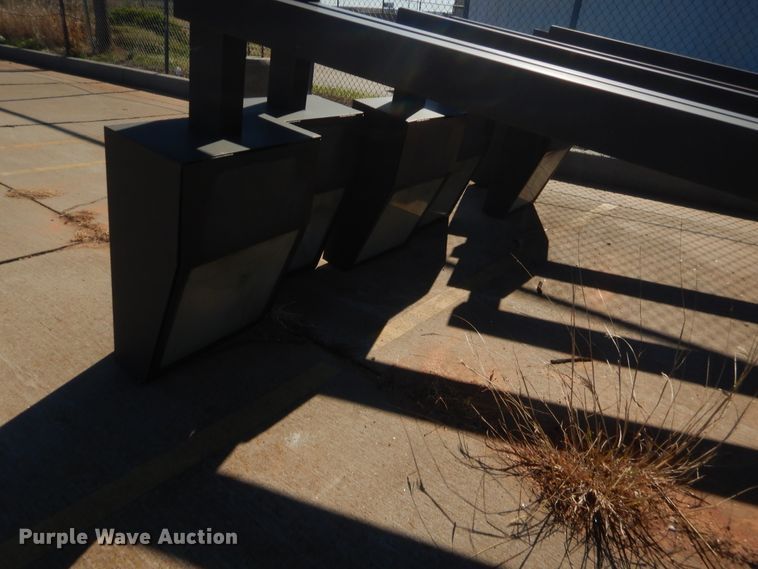 image for item HW9203 Approximately 28 light poles